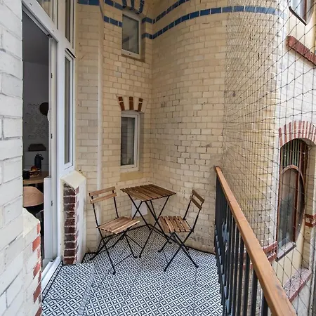 Yeti & Wilka W Centrum Chorzowa - Yeti خوجوف