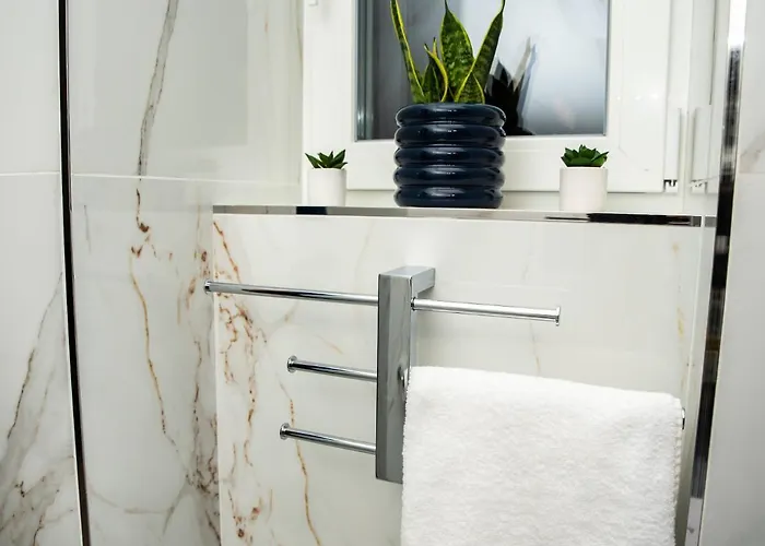 Yeti & Wilka W Centrum Chorzowa - Yeti شقة *